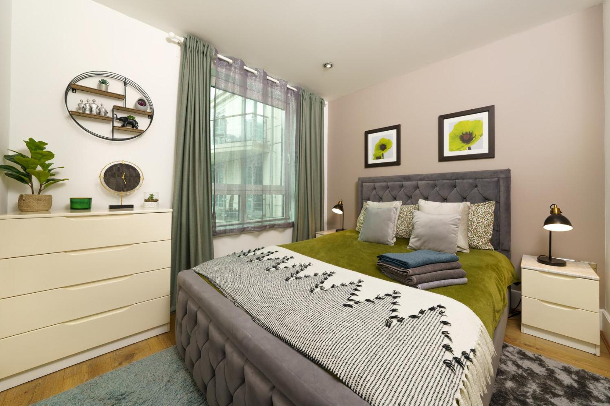 St George Wharf Apartment London Exterior photo